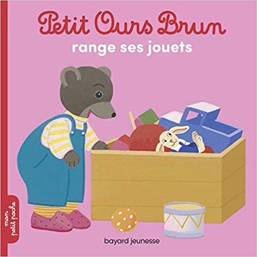 Petit Ours Brun Range Ses Jouets