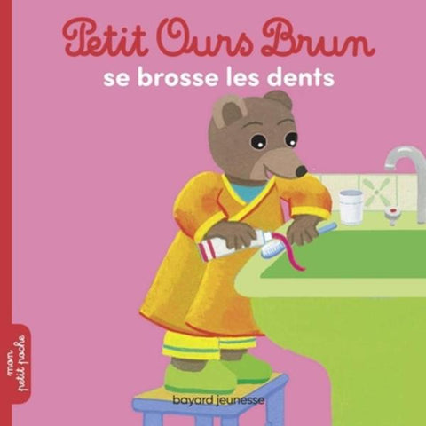 Petit Ours Brun Se Brosse Les Dents